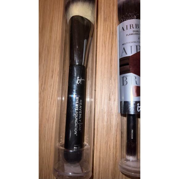 It Cosmetics Brushes and PUR Brush Lot of 4x Brushes - Picture 2 of 4